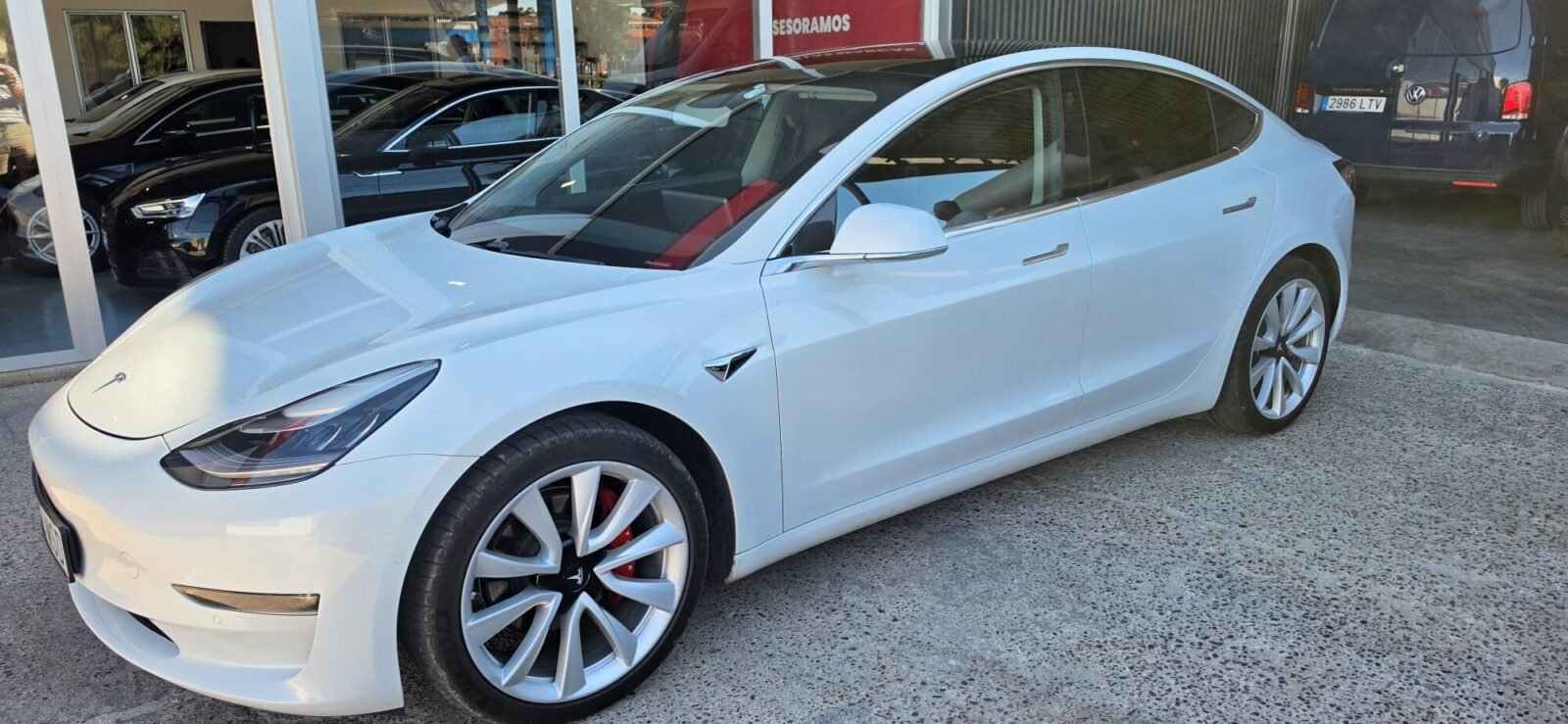 TESLA MODEL 3 gran autonomia AWD