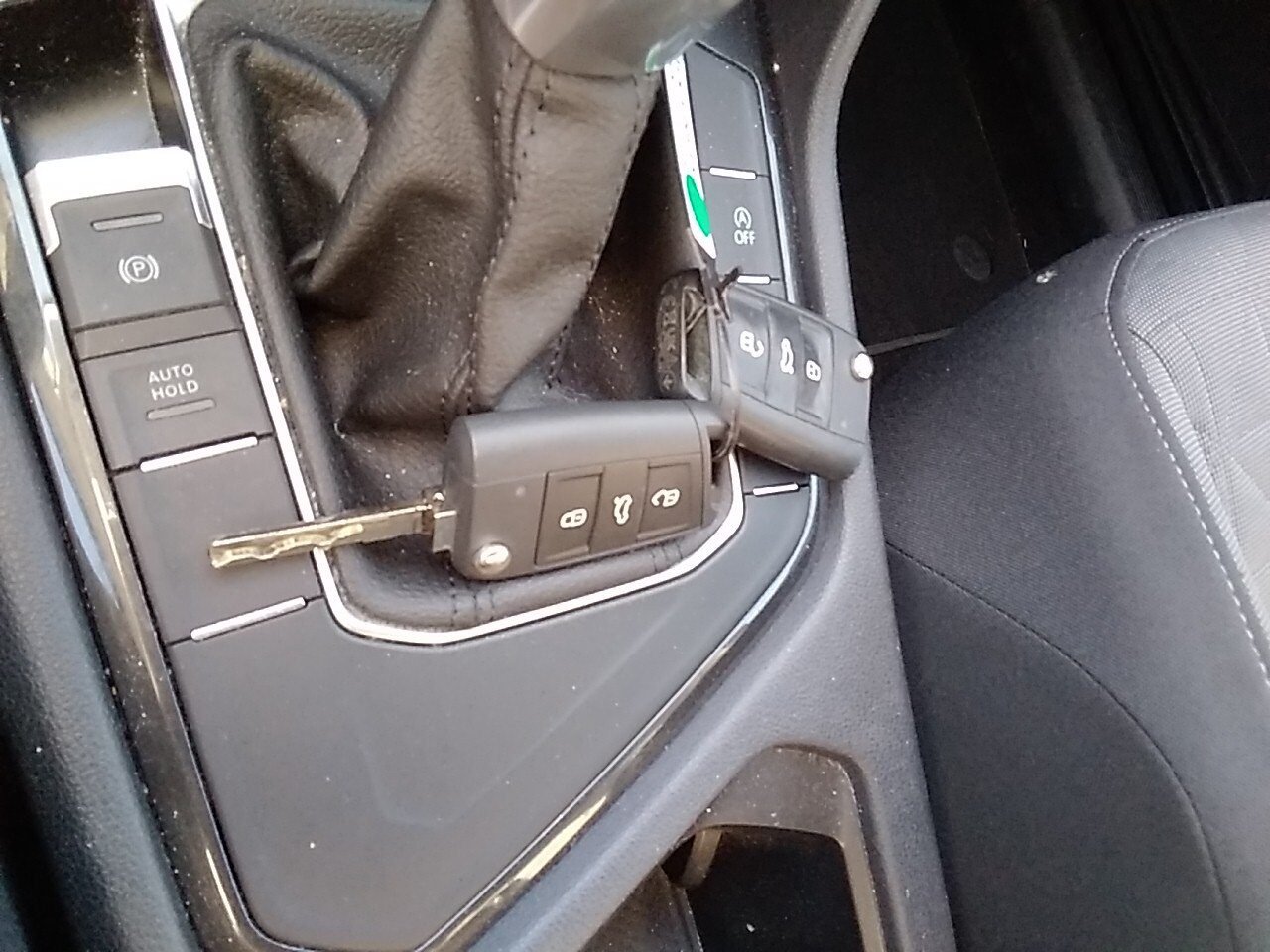VOLKSWAGEN tiguan 2.0 TDi