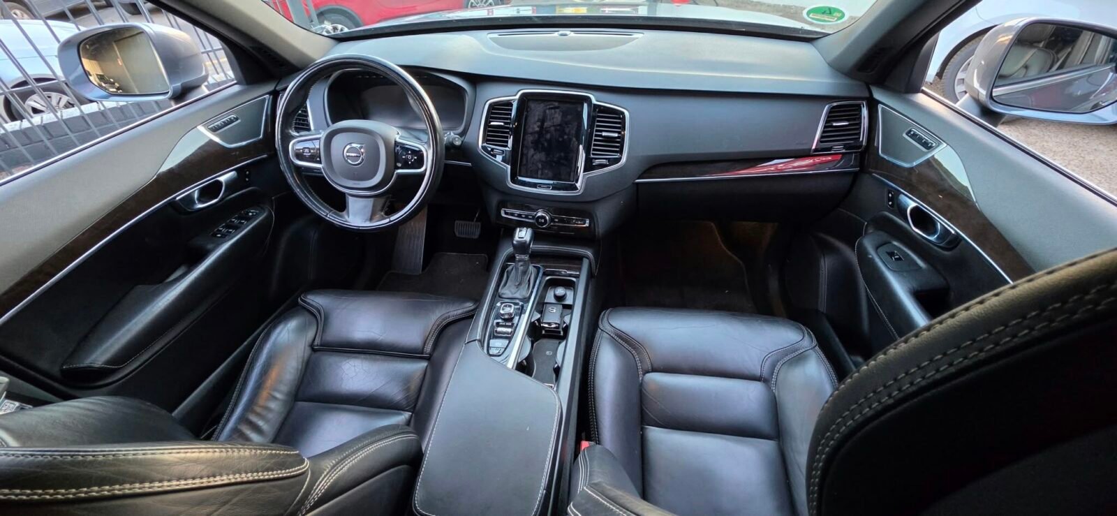 VOLVO XC90 2.0 D5