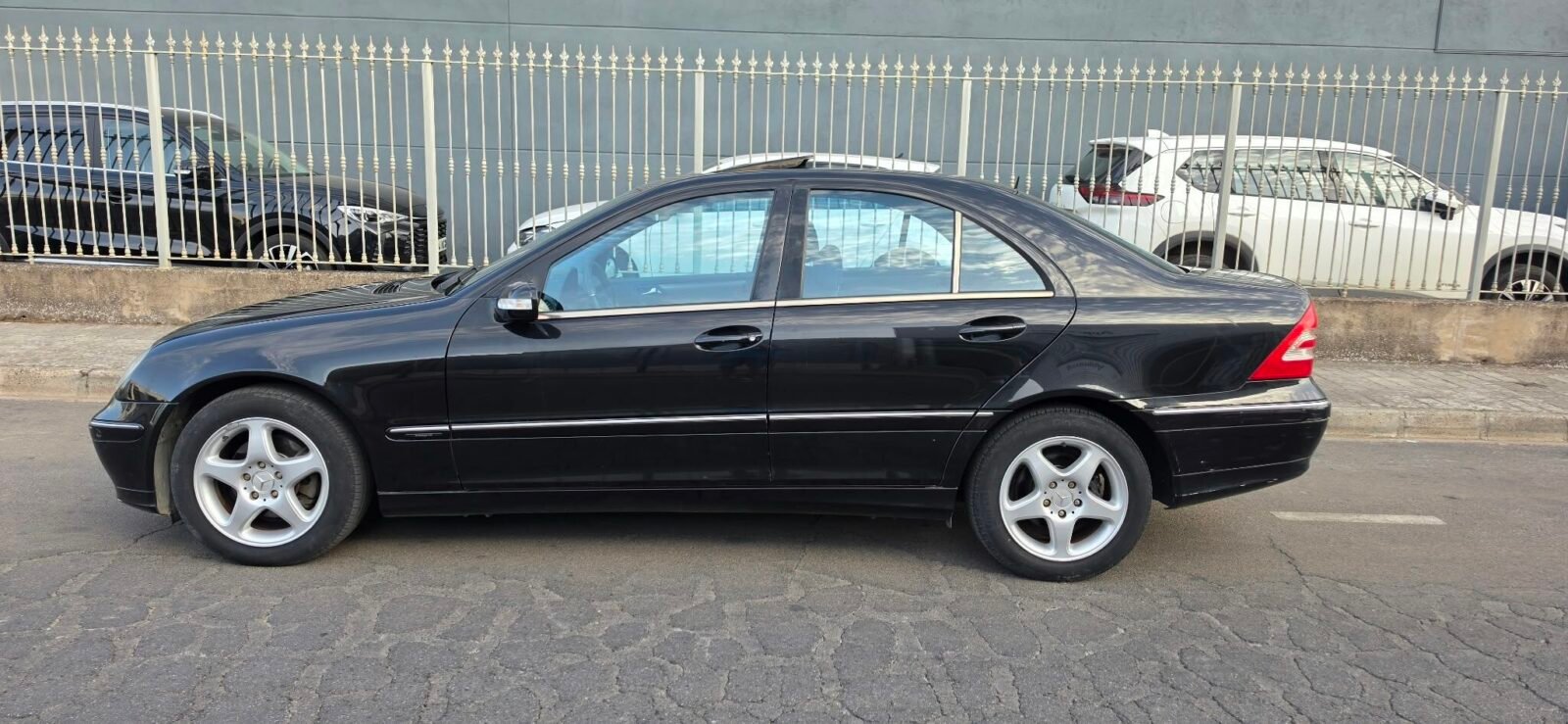 MERCEDES-BENZ clase C 220cdi
