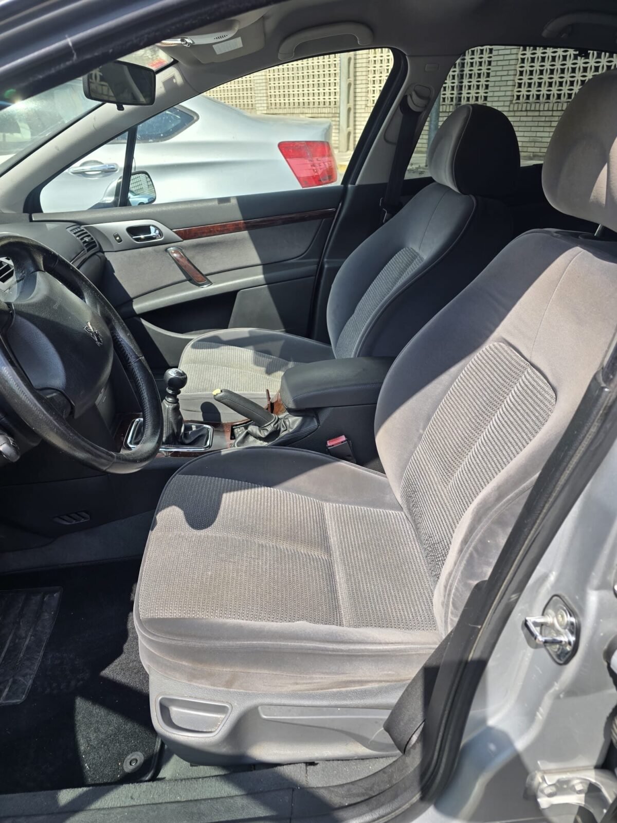 PEUGEOT 407 2.0 HDi