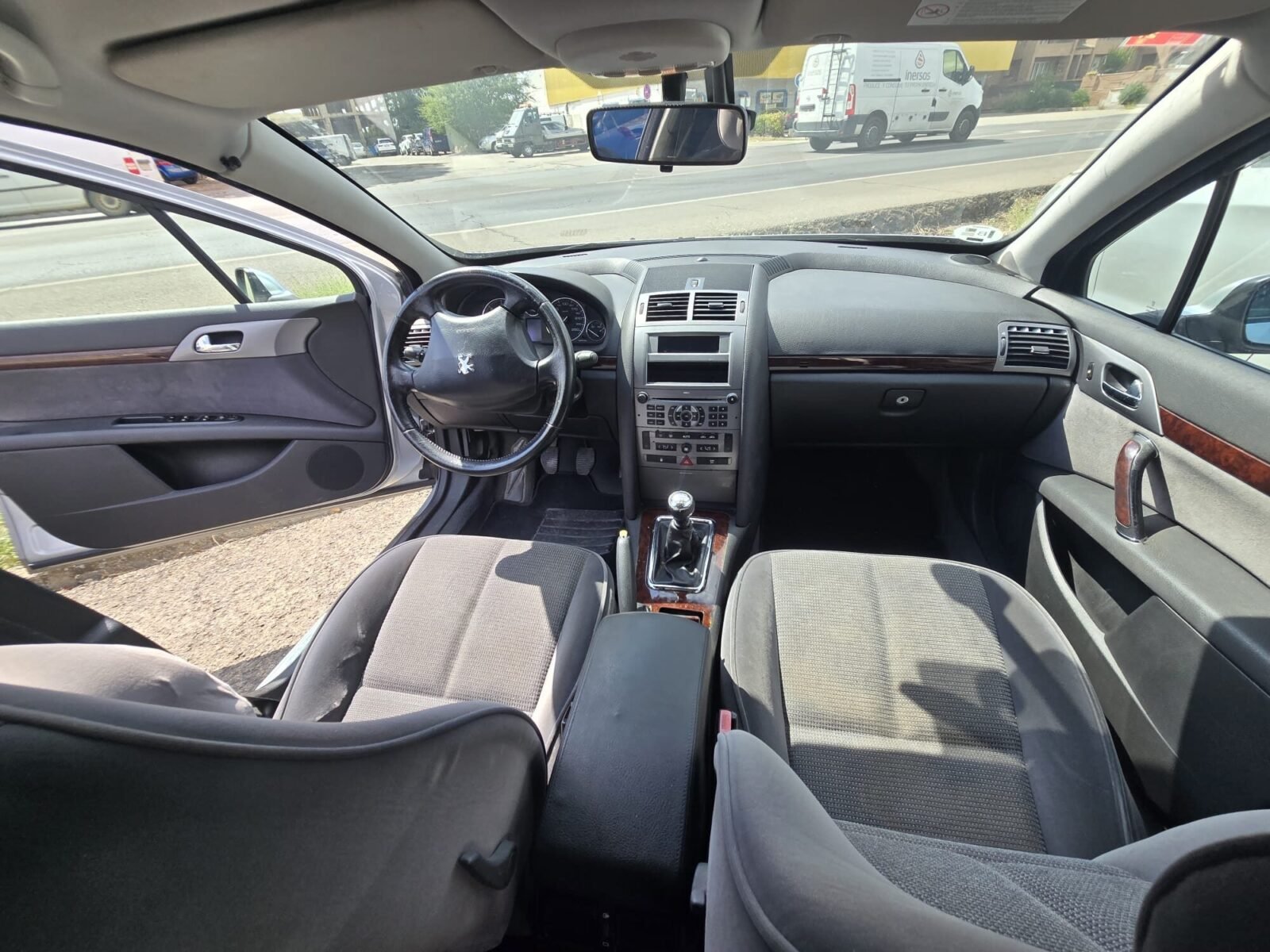 PEUGEOT 407 2.0 HDi