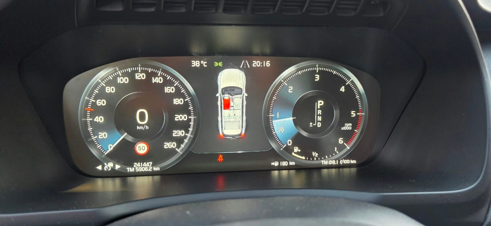 VOLVO XC90 2.0 D5