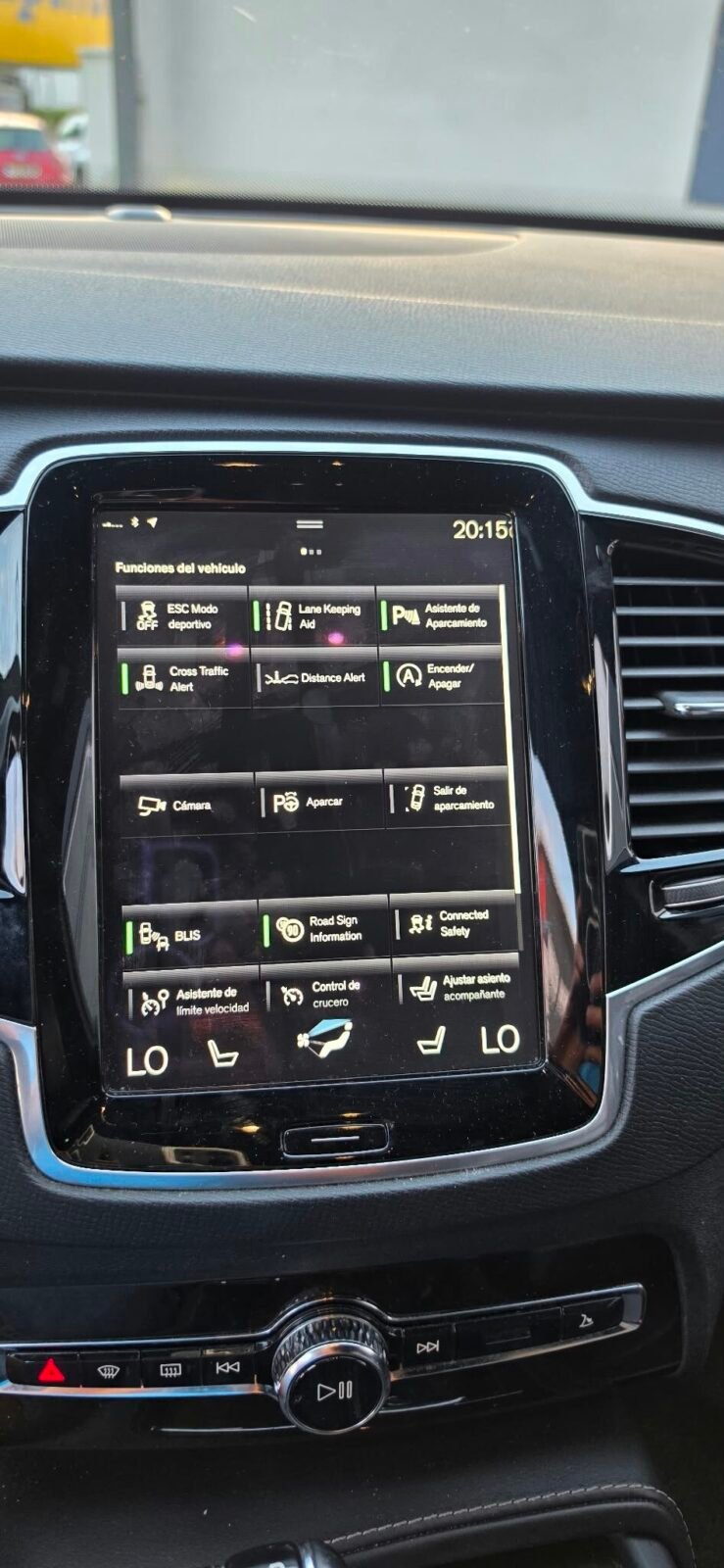 VOLVO XC90 2.0 D5