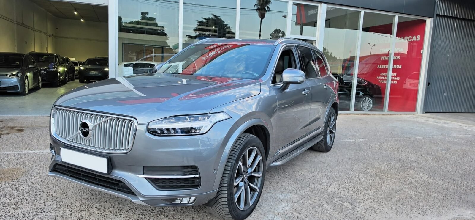 VOLVO XC90 2.0 D5