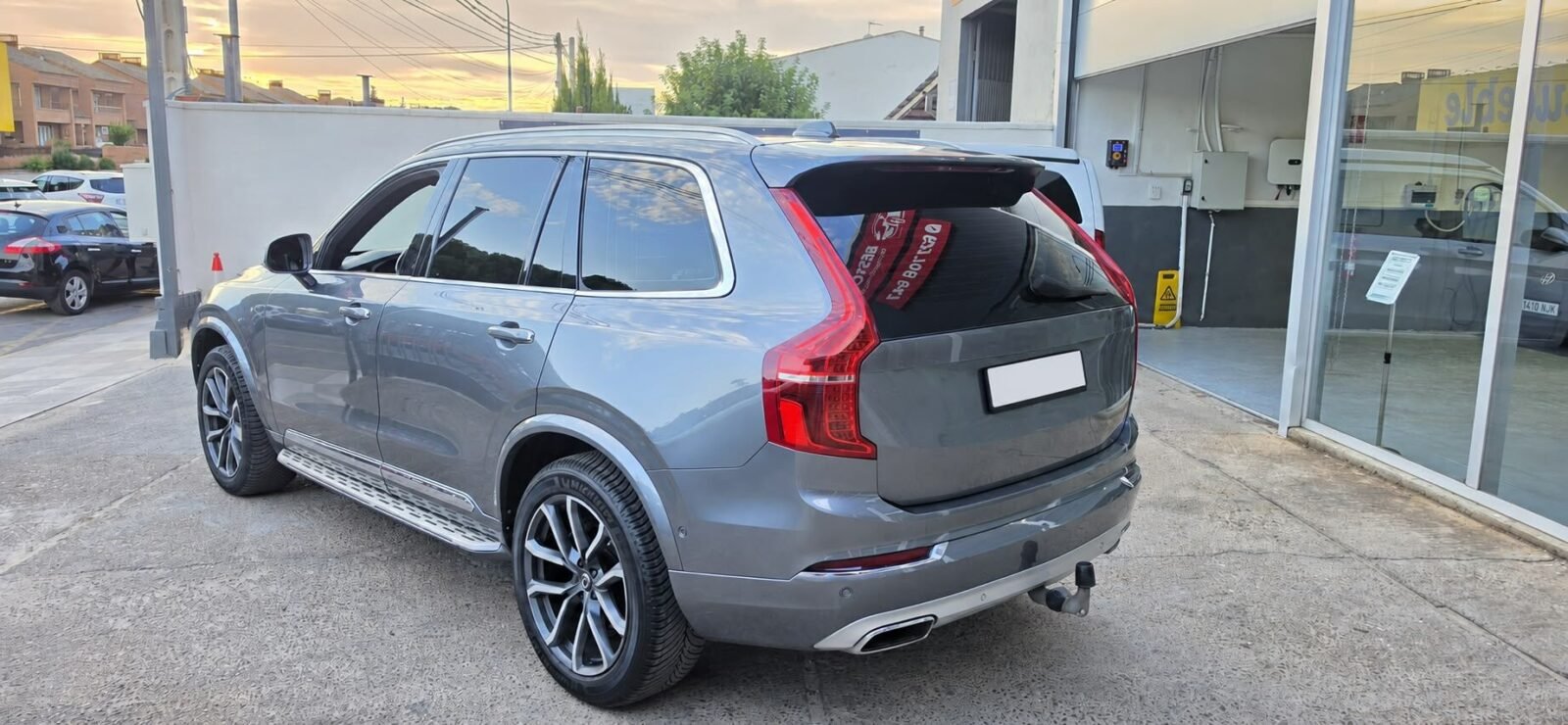 VOLVO XC90 2.0 D5