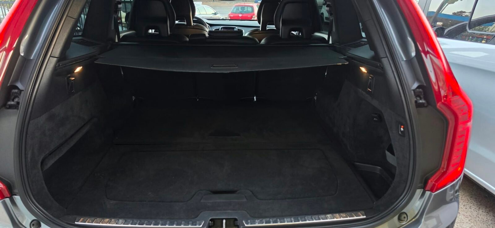 VOLVO XC90 2.0 D5