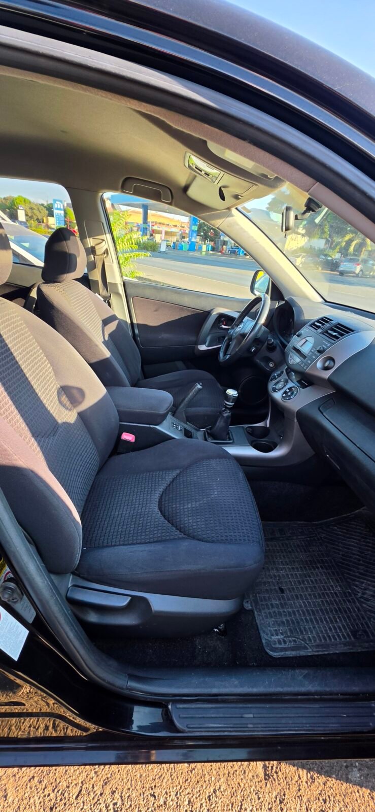 TOYOTA RAV4 2.2 D4D 