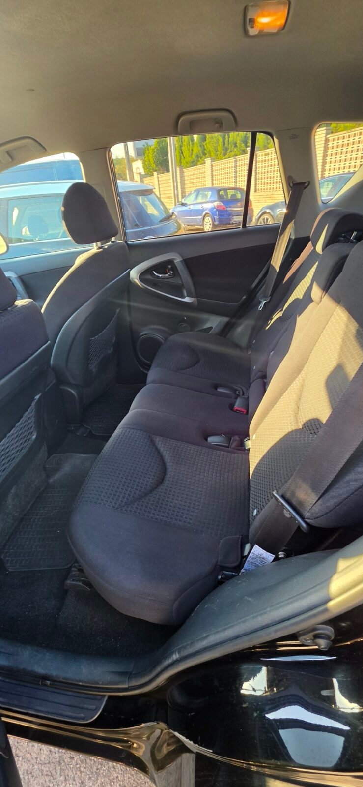 TOYOTA RAV4 2.2 D4D 