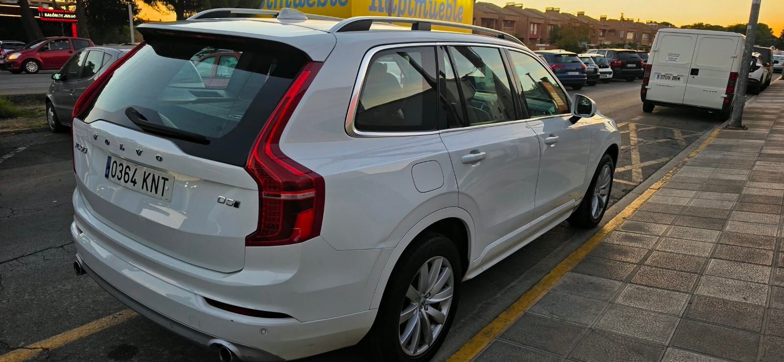 VOLVO XC90 2.0 D5