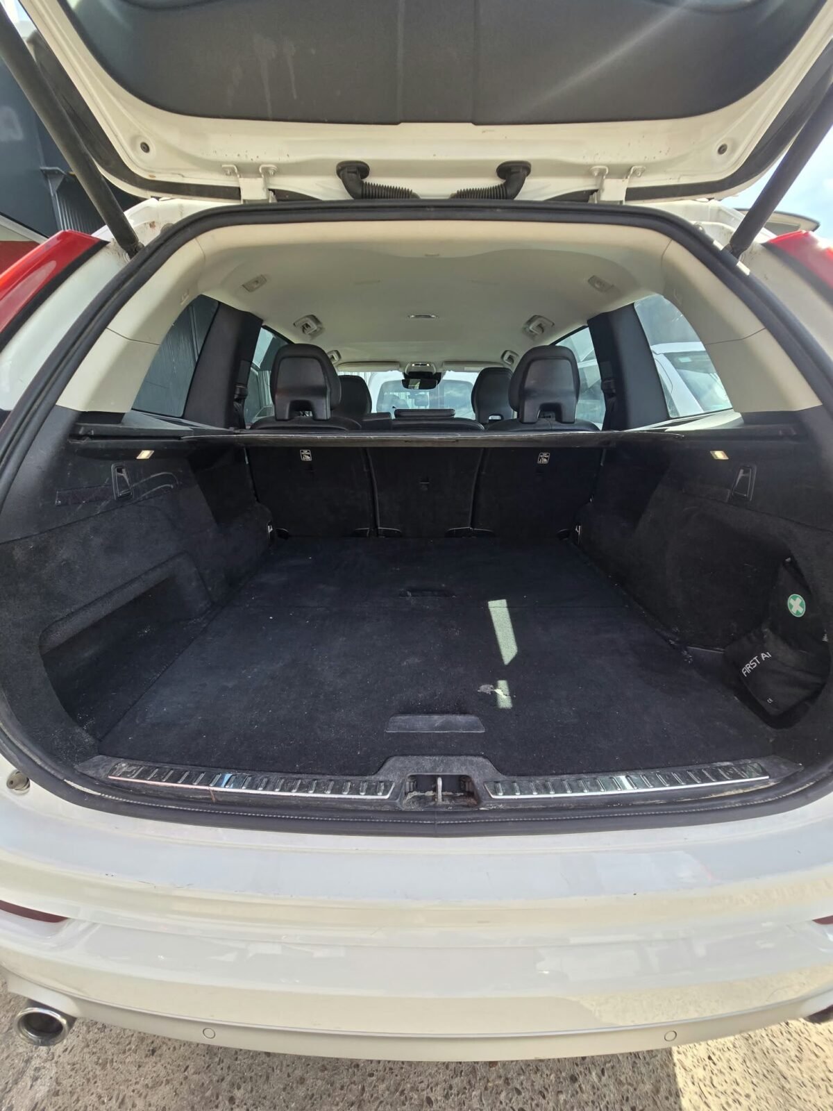 VOLVO XC90 2.0 D5